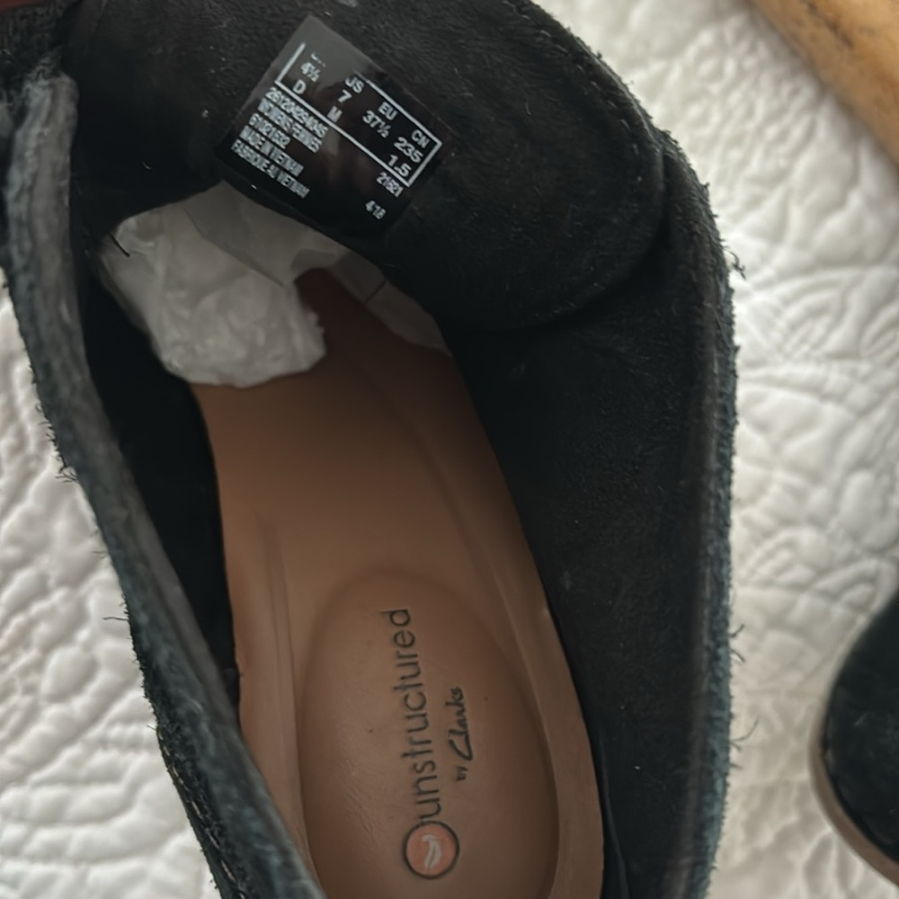 CLARKS Unstructured Booties - Picture 8 of 8